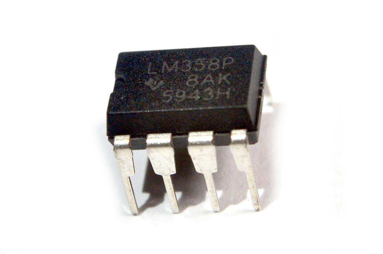 Circuitos integrados amplificadores operacionais - Circuito Integrado LM358P