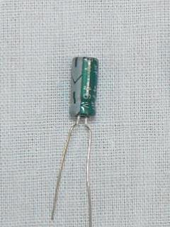 Capacitor Eletrolítico 47uF 16V