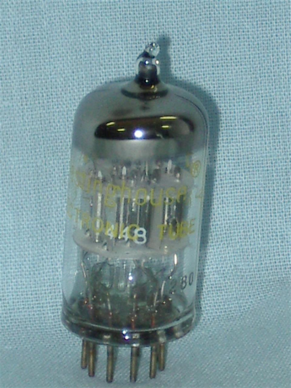 Válvulas diodo duplos detectores de rádio frequência - Válvula 6JU8A
