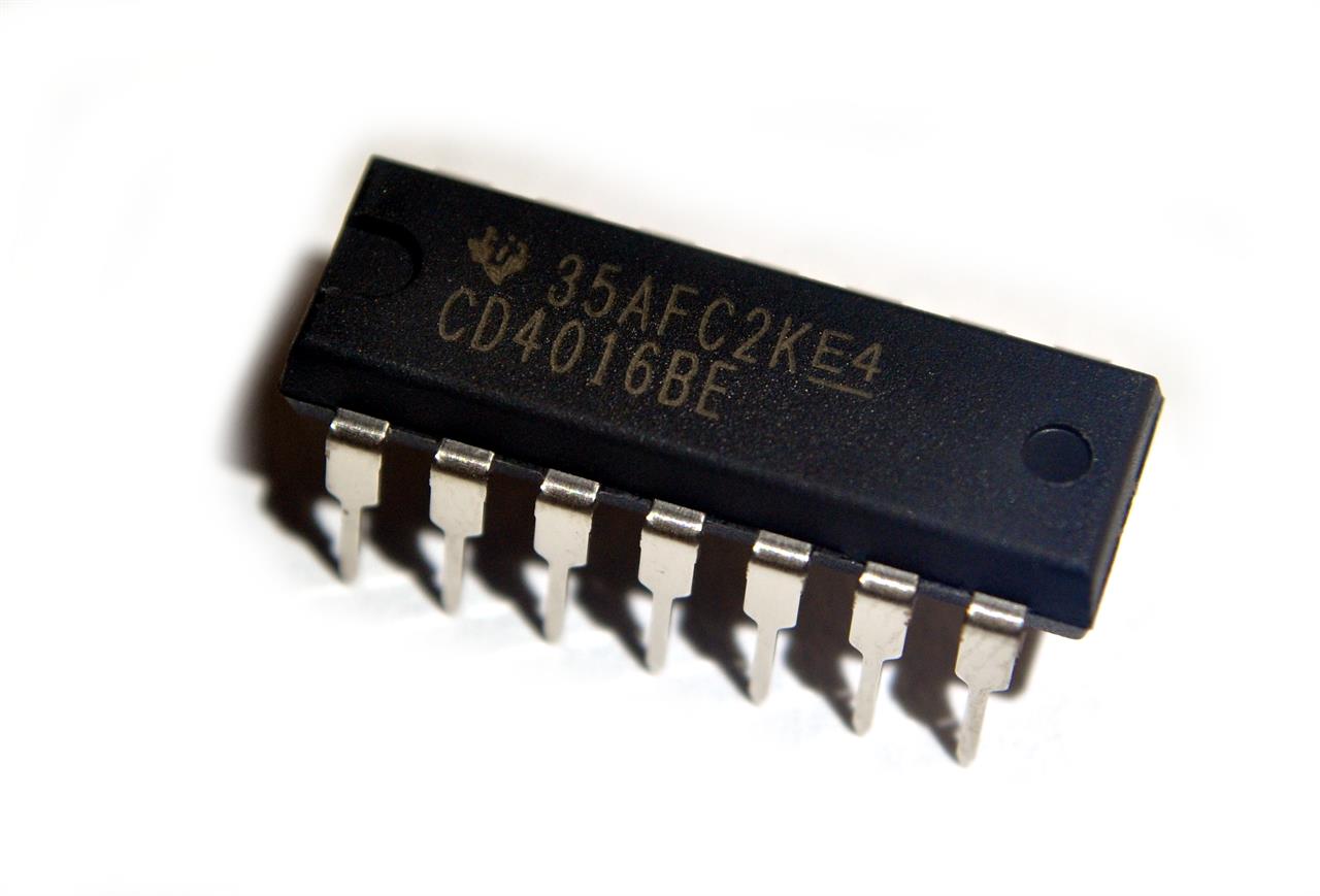 Circuitos integrados multiplexadores, demultiplexadores e decodificadores - Circuito Integrado CD4016BE