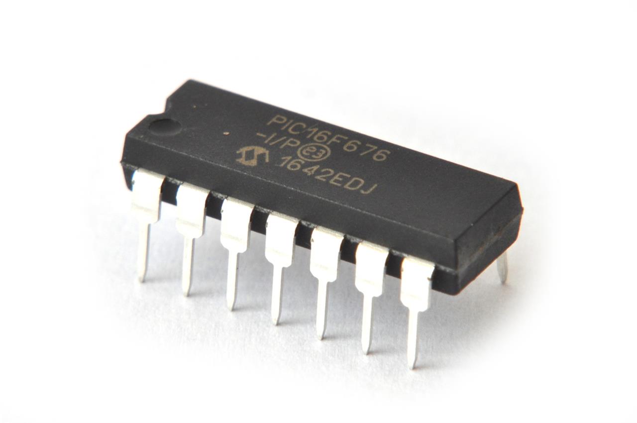 Microcontrolador PIC16F676-I/P