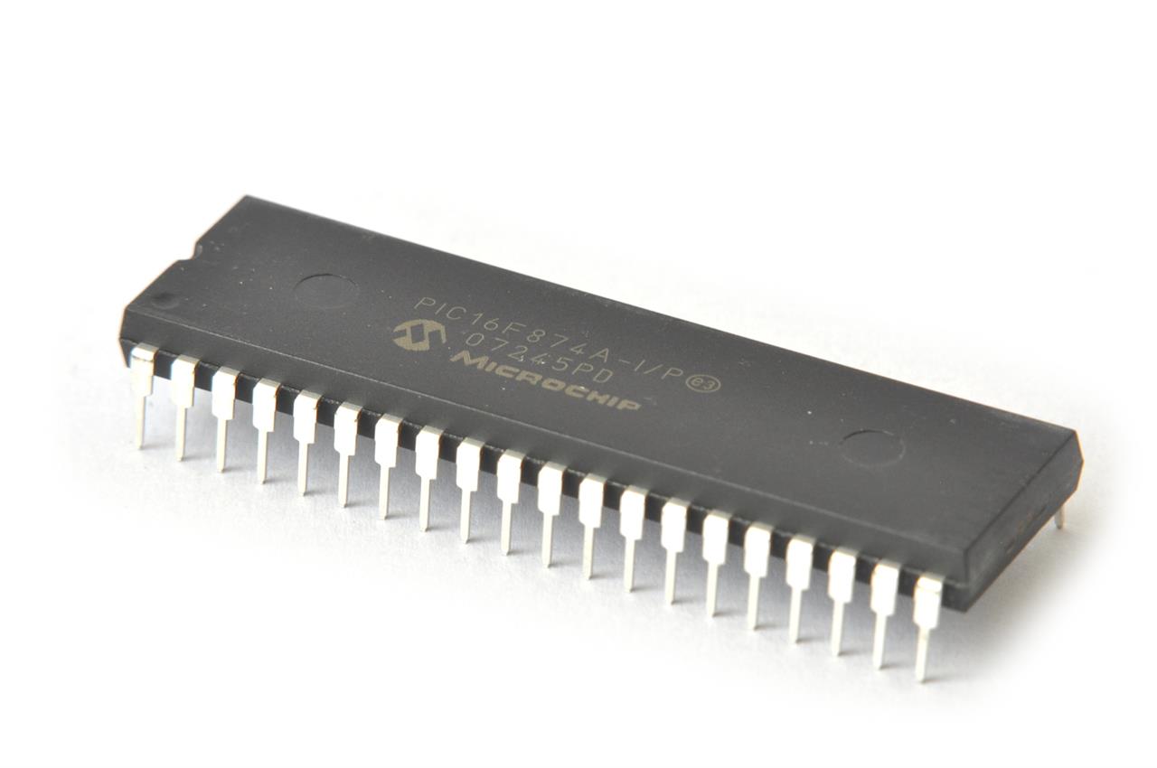 Micro controladores programáveis e programadores - Microcontrolador PIC16F874A-I/P