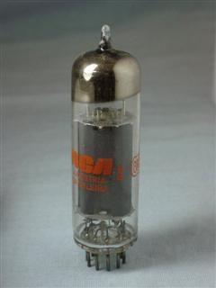 Válvulas pentodo de potência para áudio com base miniatura de nove pinos - Válvula 8BQ5 RCA